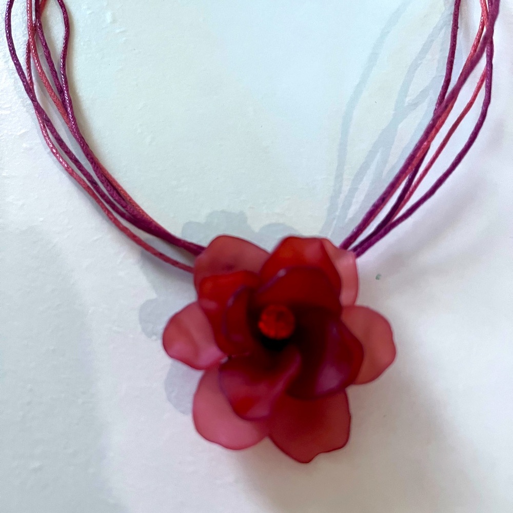 You si vintage necklace